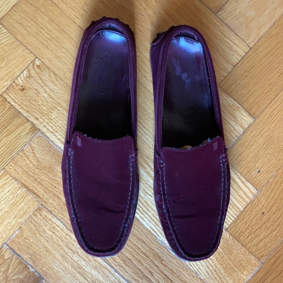 Tod’s velvet loafer driving shoe burgundy slip on flats Exceppent well kept - Picture 6 of 9